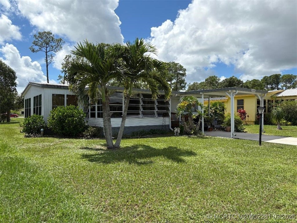 Photo of 2686 SW Monarch Trail, Stuart, FL 34997 (MLS # M20052281)