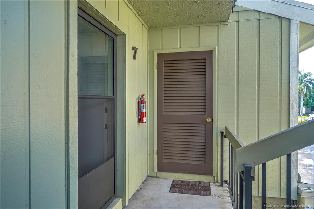 Stuart, Florida 34994, United States, 1 Bedroom Bedrooms, ,1 BathroomBathrooms,Residential,Active,147399
