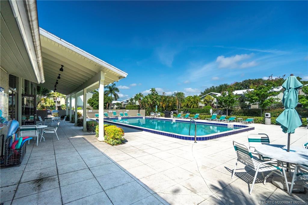 Stuart, Florida 34994, United States, 1 Bedroom Bedrooms, ,1 BathroomBathrooms,Residential,Active,147399