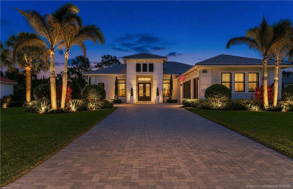 Photo of 3153 SW English Garden Drive, Palm City, FL 34990 (MLS # M20056065)