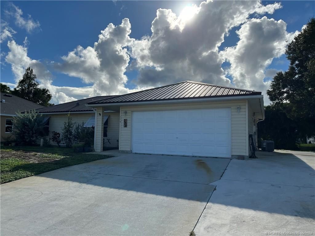 Photo of 374 Benschop Street, Sebastian, FL 32958 (MLS # M20046920)