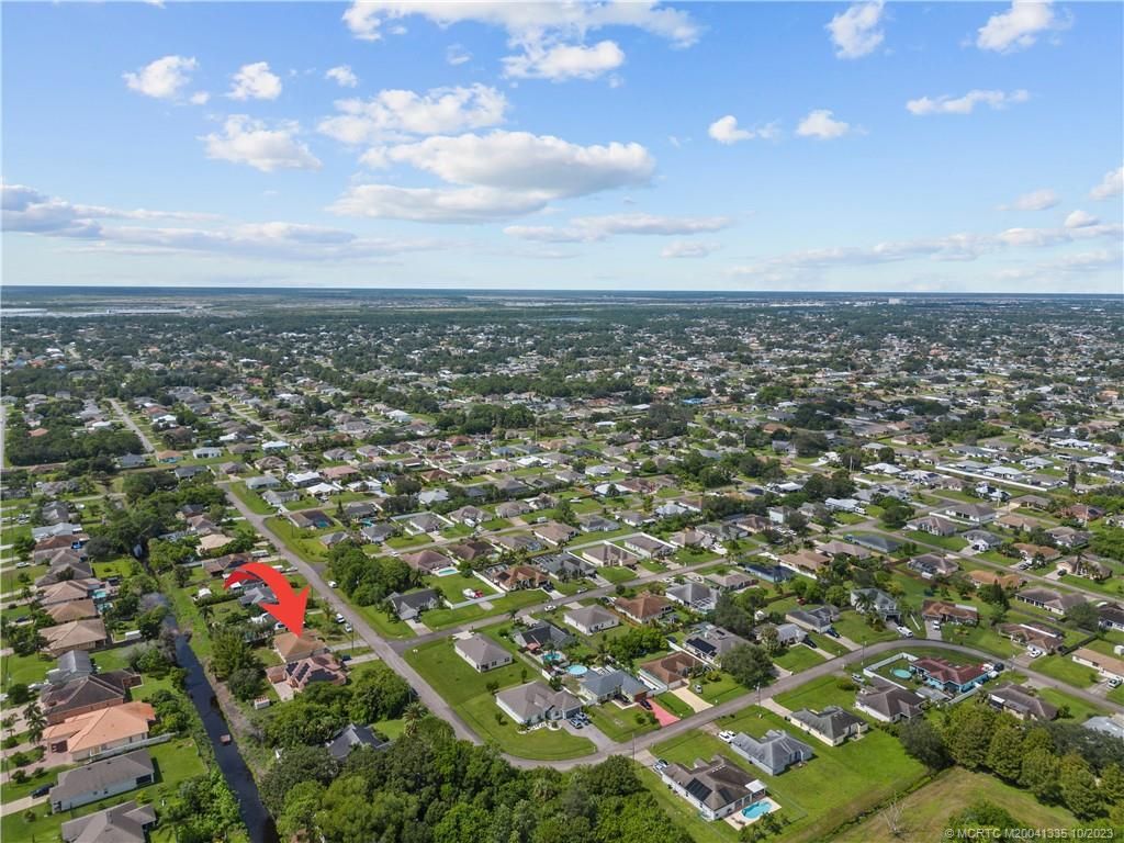 Photo of 1002 SW Mccall Road, Port Saint Lucie, FL 34953 (MLS # M20041335)