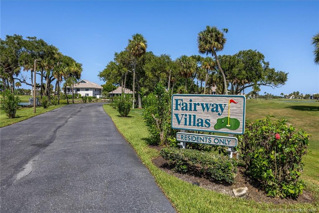 Photo of 333 NE Golfview Circle, Stuart, FL 34996 (MLS # M20056299)