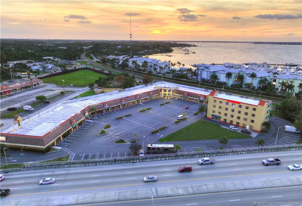 701 NW Federal Highway