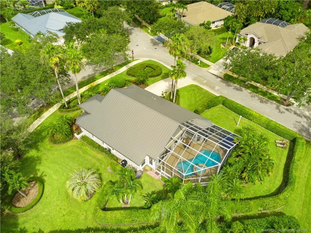 Photo of 7725 SE Mammoth Drive, Hobe Sound, FL 33455 (MLS # M20052070)