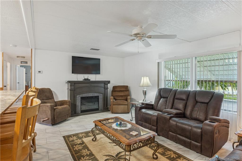 Stuart, Florida 34997, United States, 3 Bedrooms Bedrooms, ,2 BathroomsBathrooms,Residential,Active,210847