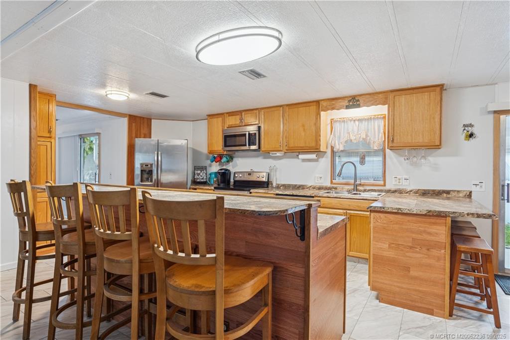 Stuart, Florida 34997, United States, 3 Bedrooms Bedrooms, ,2 BathroomsBathrooms,Residential,Active,210847