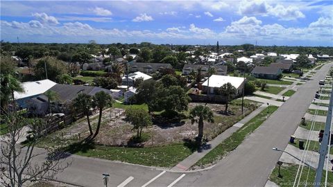 Photo of 5152 SE Primrose Way, Stuart, FL 34997 (MLS # M20055748)