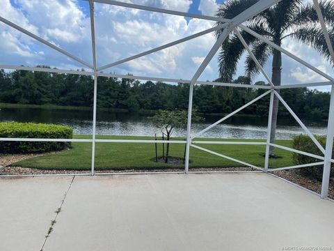 Photo of 8438 SE Retreat Drive, Hobe Sound, FL 33455 (MLS # M20052726)