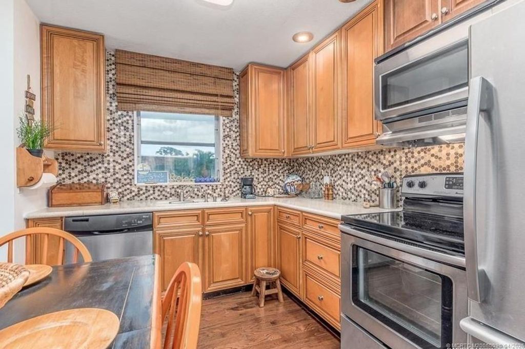 Photo of 2950 SE Ocean Boulevard #6-6, Stuart, FL 34996 (MLS # M20050090)