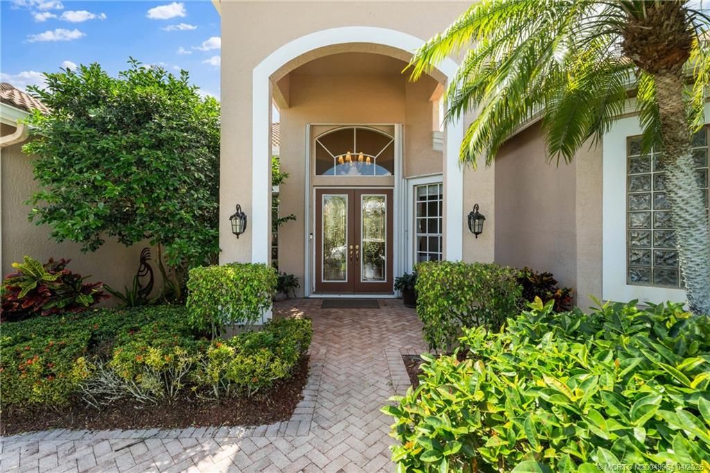 Photo of 2024 SE Kilmallie Court, Port Saint Lucie, FL 34952 (MLS # M20049964)