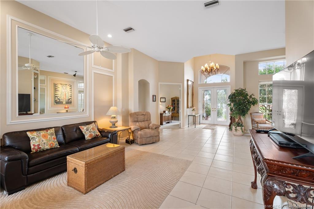 2024 SE Kilmallie Court
