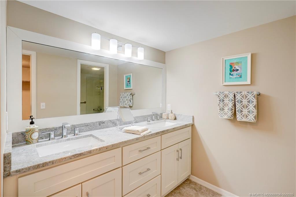 Stuart, Florida 34996, United States, 2 Bedrooms Bedrooms, ,2 BathroomsBathrooms,Residential,Active,135320