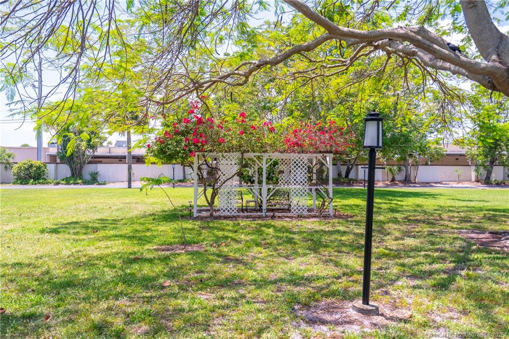 Stuart, Florida 34996, United States, 2 Bedrooms Bedrooms, ,2 BathroomsBathrooms,Residential,Active,135320