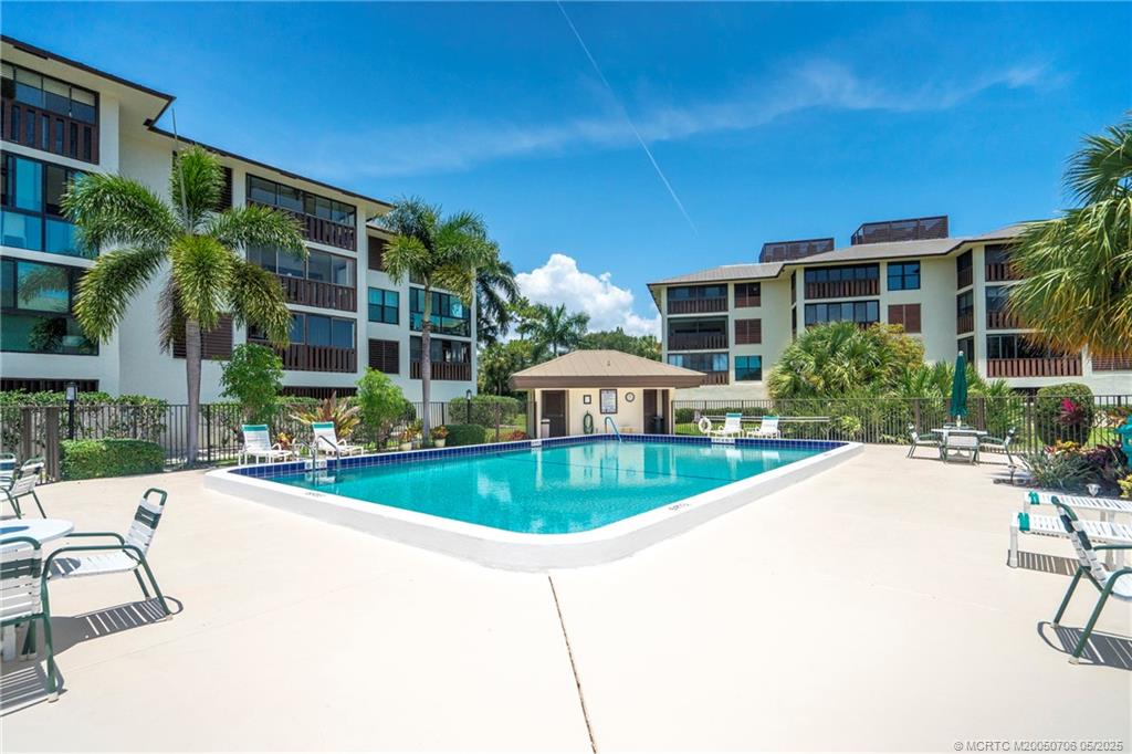 Stuart, Florida 34996, United States, 2 Bedrooms Bedrooms, ,2 BathroomsBathrooms,Residential,Active,135320