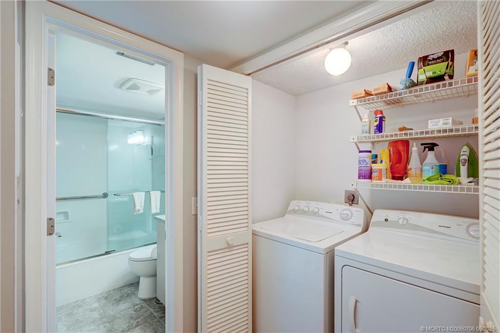 Stuart, Florida 34996, United States, 2 Bedrooms Bedrooms, ,2 BathroomsBathrooms,Residential,Active,135320