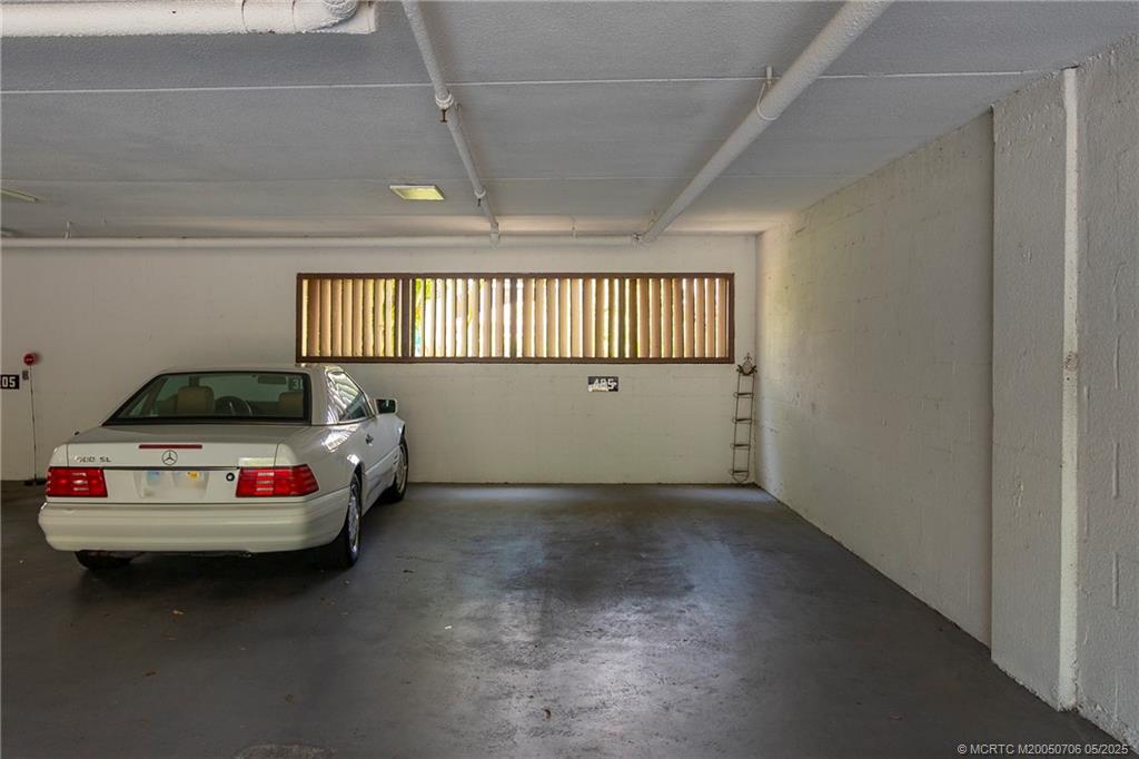 Stuart, Florida 34996, United States, 2 Bedrooms Bedrooms, ,2 BathroomsBathrooms,Residential,Active,135320