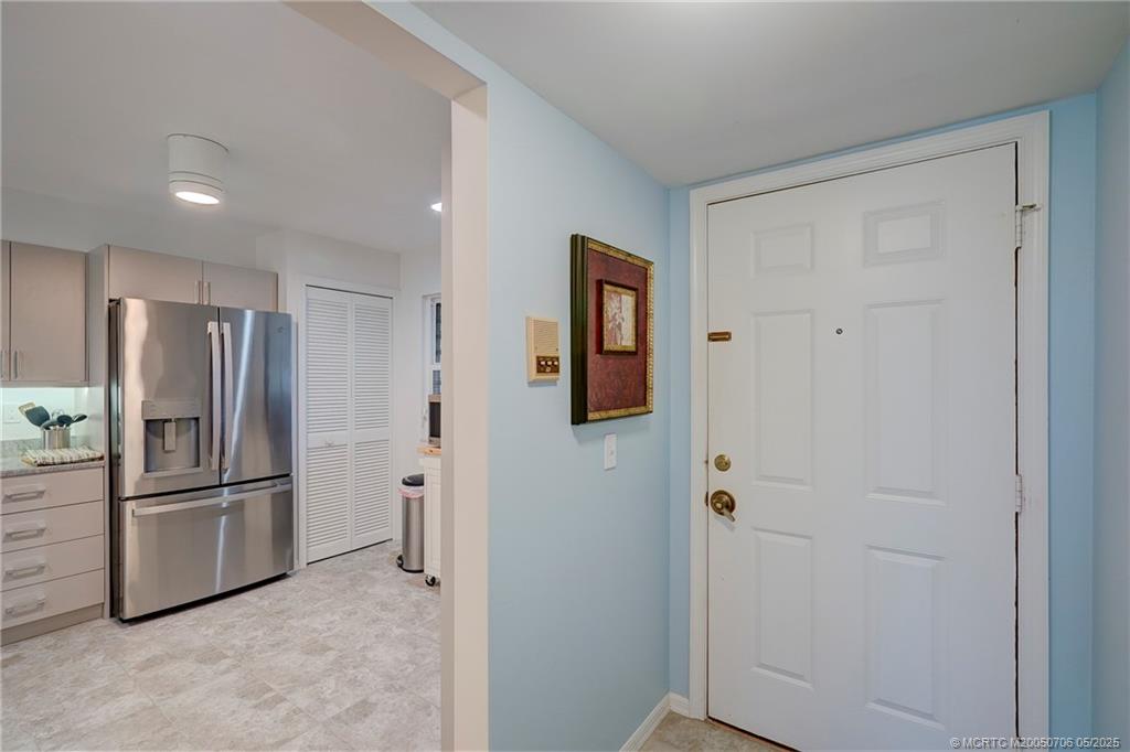 Stuart, Florida 34996, United States, 2 Bedrooms Bedrooms, ,2 BathroomsBathrooms,Residential,Active,135320