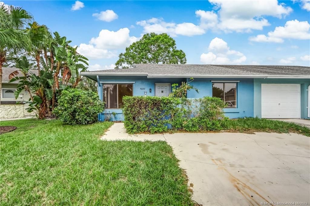 Photo of 4600 SE Roaring Brook Way, Stuart, FL 34997 (MLS # M20040004)