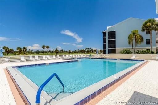 Stuart, Florida 34996, United States, 2 Bedrooms Bedrooms, ,2 BathroomsBathrooms,Residential,Active,64483