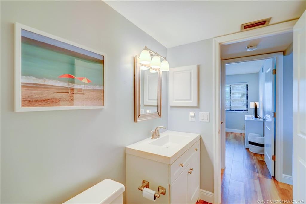 Stuart, Florida 34996, United States, 2 Bedrooms Bedrooms, ,2 BathroomsBathrooms,Residential,Active,64483