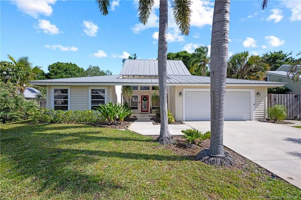Photo of 1923 NW 22nd Street, Stuart, FL 34994 (MLS # M20050247)
