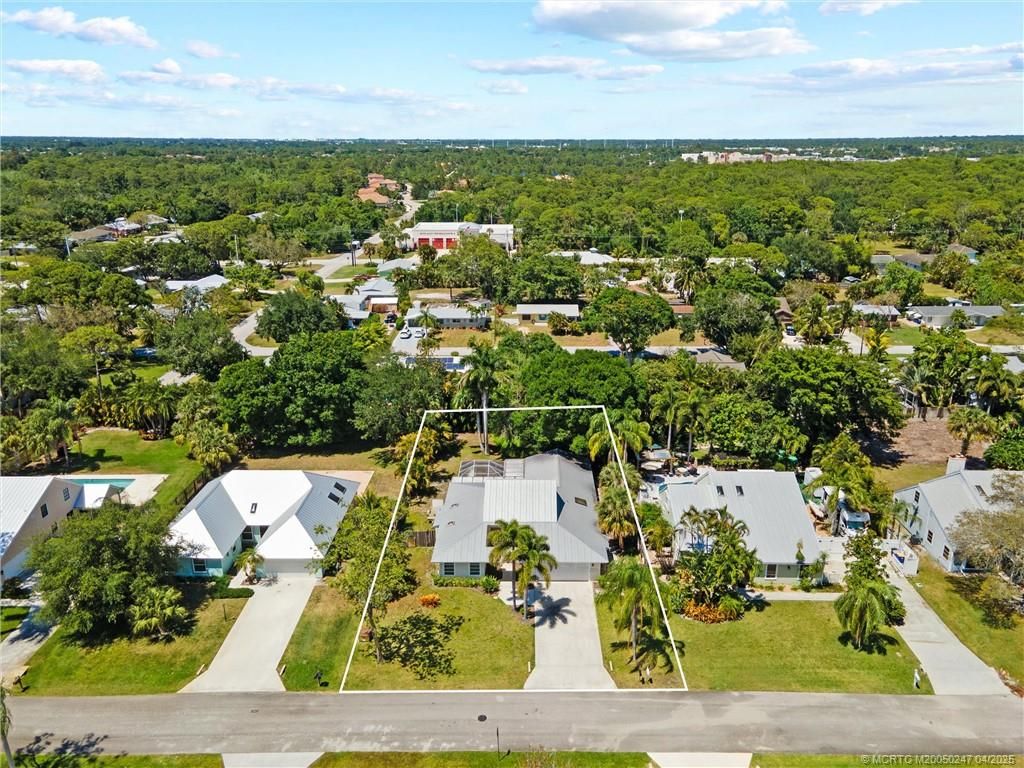 Photo of 1923 NW 22nd Street, Stuart, FL 34994 (MLS # M20050247)