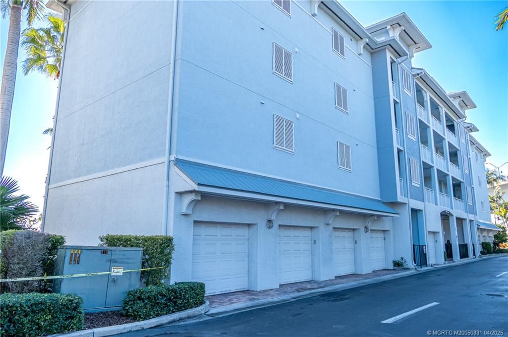 Photo of 675 NW Flagler Avenue #201, Stuart, FL 34994 (MLS # M20050331)