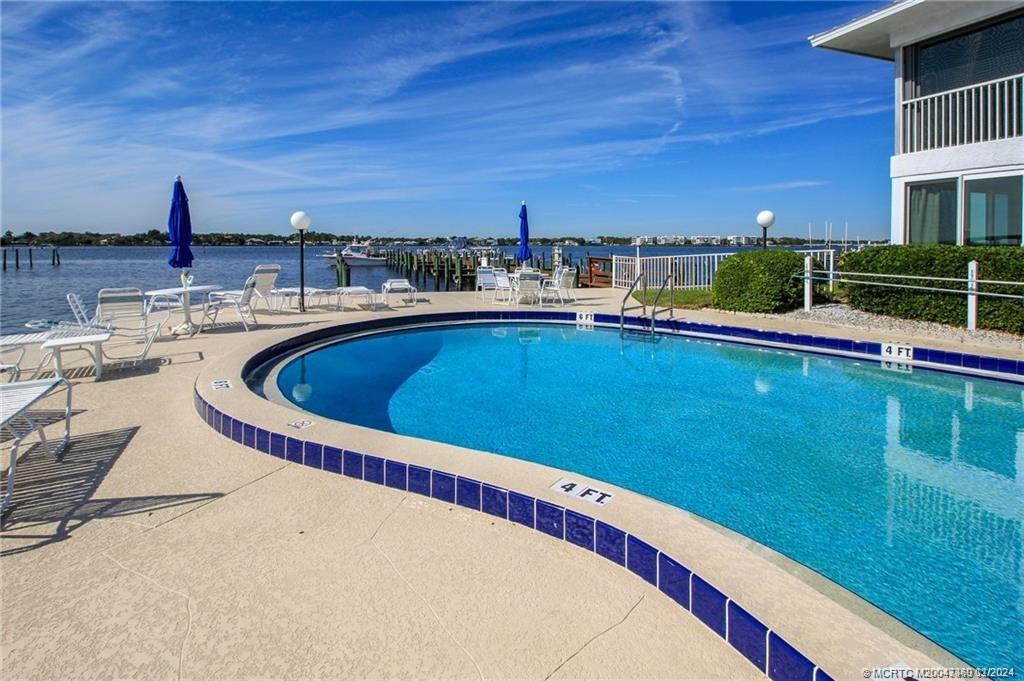 Stuart, Florida 34994, United States, 2 Bedrooms Bedrooms, ,2 BathroomsBathrooms,Residential,Active,36370