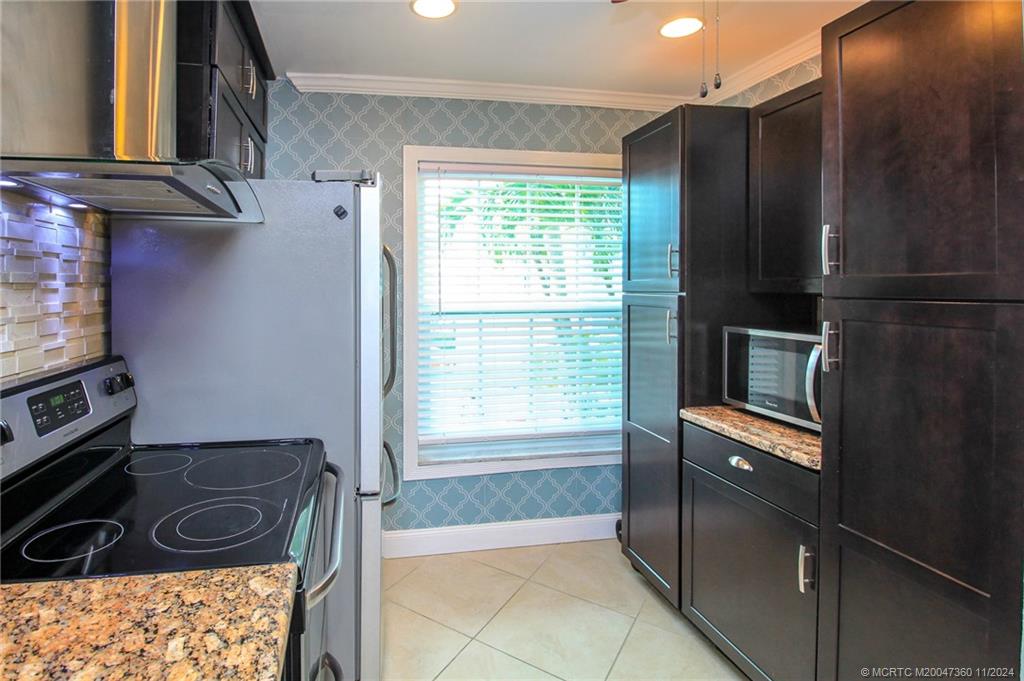 Stuart, Florida 34994, United States, 2 Bedrooms Bedrooms, ,2 BathroomsBathrooms,Residential,Active,36370