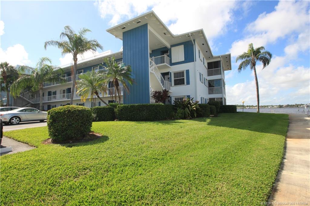 Stuart, Florida 34994, United States, 2 Bedrooms Bedrooms, ,2 BathroomsBathrooms,Residential,Active,36370