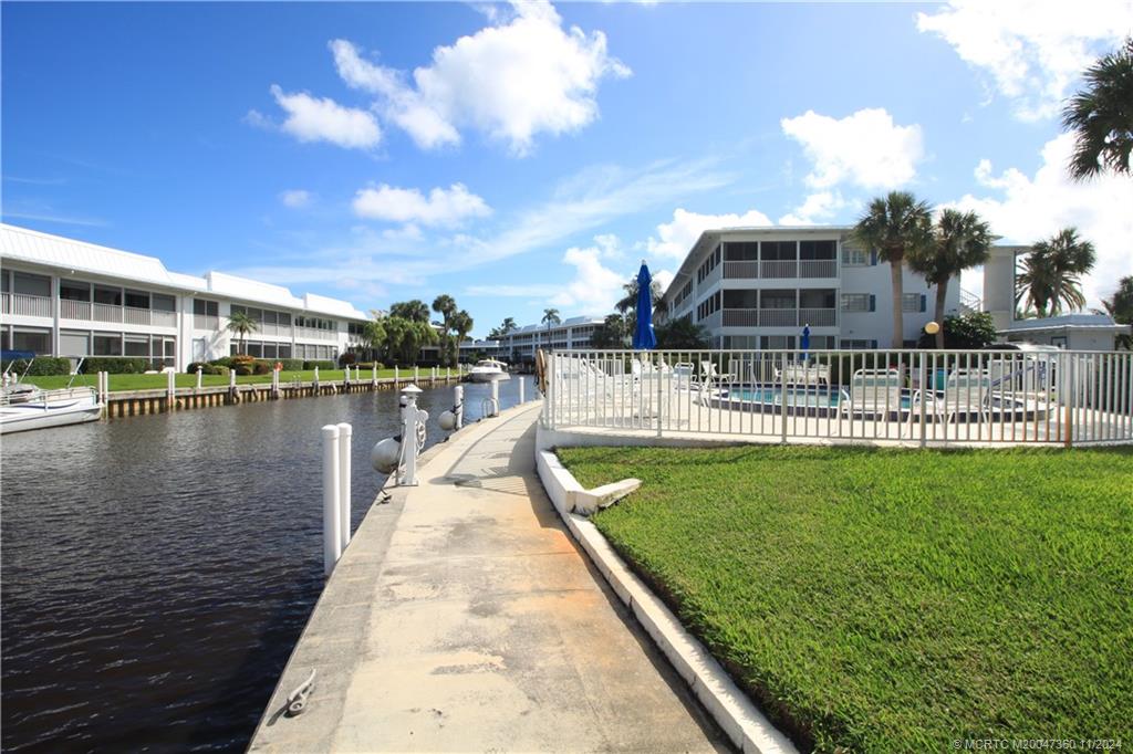 Stuart, Florida 34994, United States, 2 Bedrooms Bedrooms, ,2 BathroomsBathrooms,Residential,Active,36370