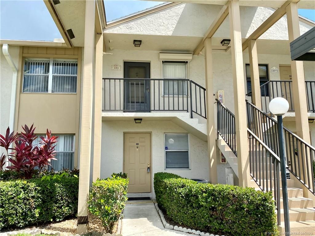 Photo of 3051 SE Aster Lane #403, Stuart, FL 34994 (MLS # M20040058)