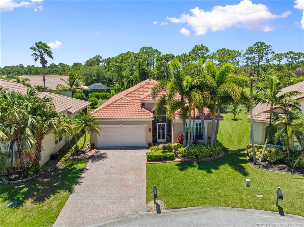 2688 SE Castle Pine Place