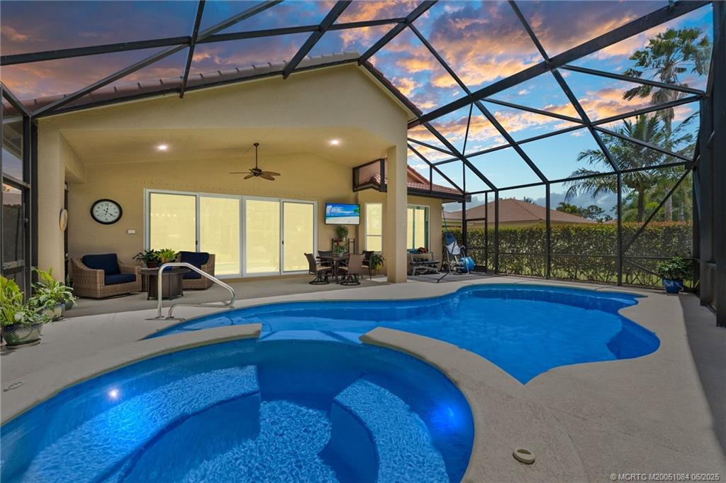 2688 SE Castle Pine Place