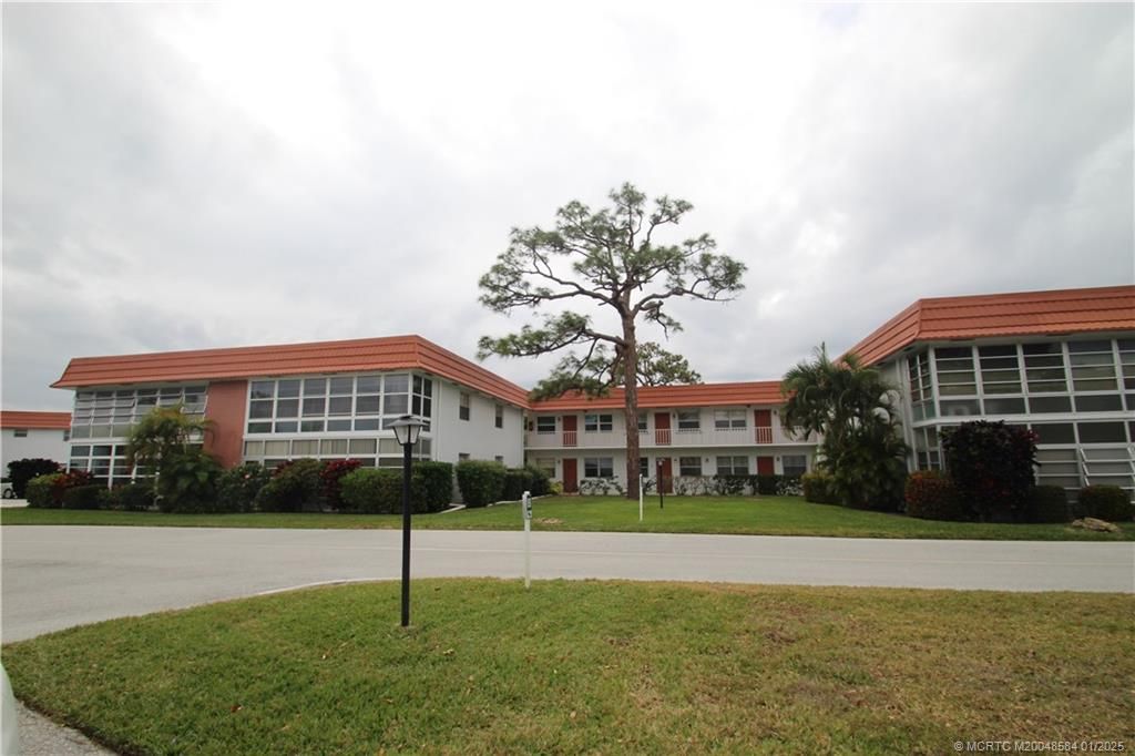 Photo of 2600 SE Ocean Boulevard #AA2, Stuart, FL 34996 (MLS # M20048584)