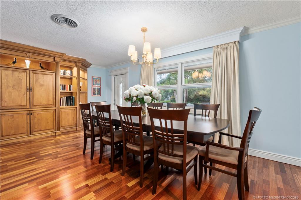 Stuart, Florida 34996, United States, 3 Bedrooms Bedrooms, ,2 BathroomsBathrooms,Residential,Active,194032