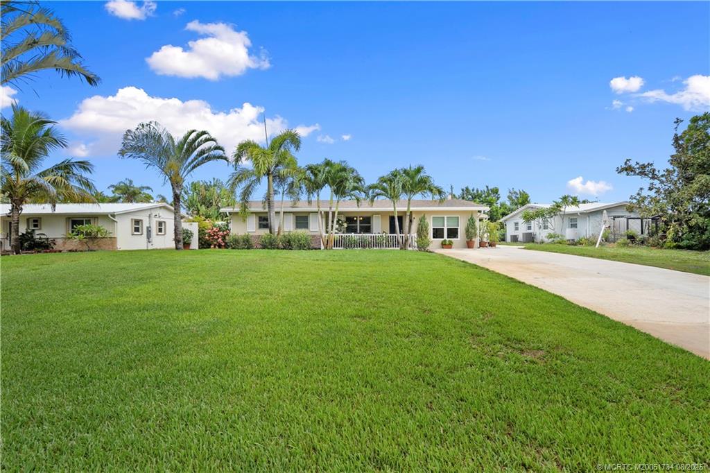 Stuart, Florida 34996, United States, 3 Bedrooms Bedrooms, ,2 BathroomsBathrooms,Residential,Active,194032