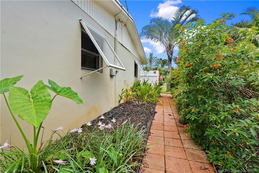 Stuart, Florida 34996, United States, 3 Bedrooms Bedrooms, ,2 BathroomsBathrooms,Residential,Active,194032