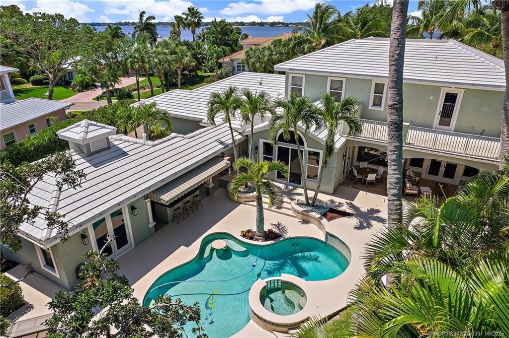 Photo of 11 Castle Hill Way, Stuart, FL 34996 (MLS # M20050391)