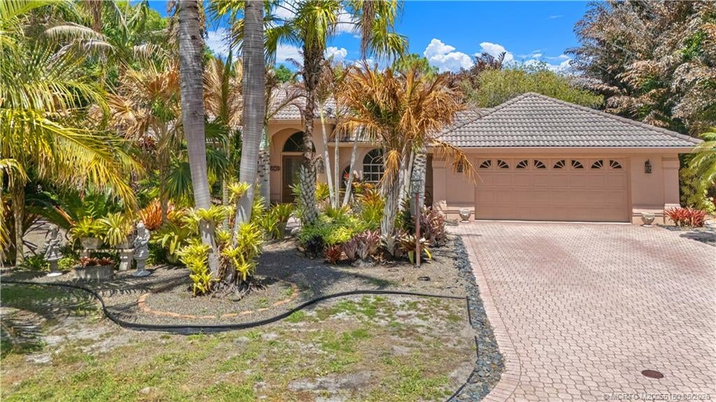 Photo of 1915 SW Windcross Run, Palm City, FL 34990 (MLS # M20055150)