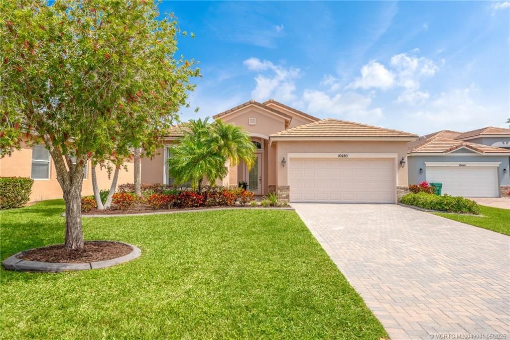 Photo of 10480 SW Southgate Court, Port Saint Lucie, FL 34987 (MLS # M20049981)