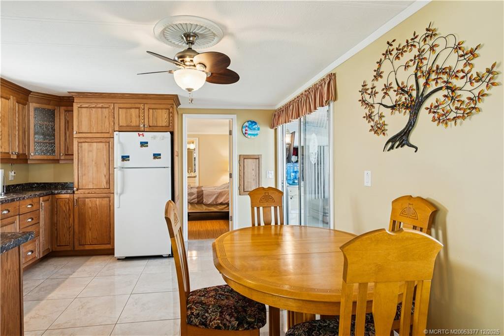 Hobe Sound, Florida 33455, United States, 2 Bedrooms Bedrooms, ,2 BathroomsBathrooms,Residential,Pending,251161