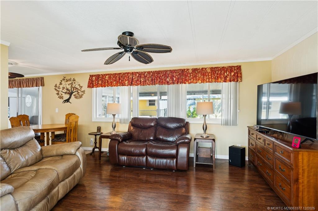 Hobe Sound, Florida 33455, United States, 2 Bedrooms Bedrooms, ,2 BathroomsBathrooms,Residential,Pending,251161