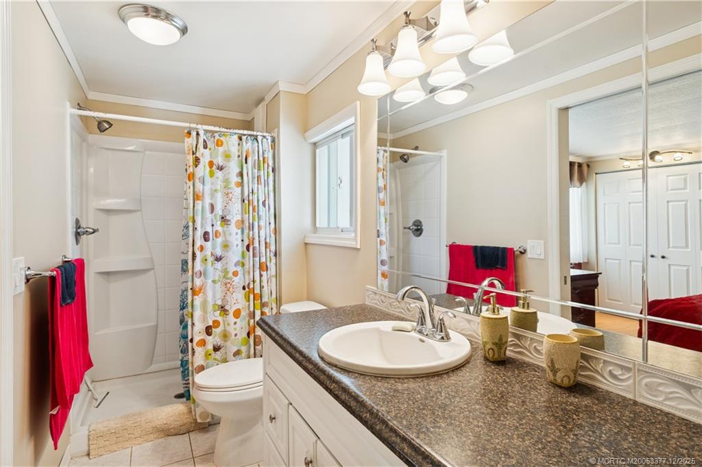 Hobe Sound, Florida 33455, United States, 2 Bedrooms Bedrooms, ,2 BathroomsBathrooms,Residential,Pending,251161