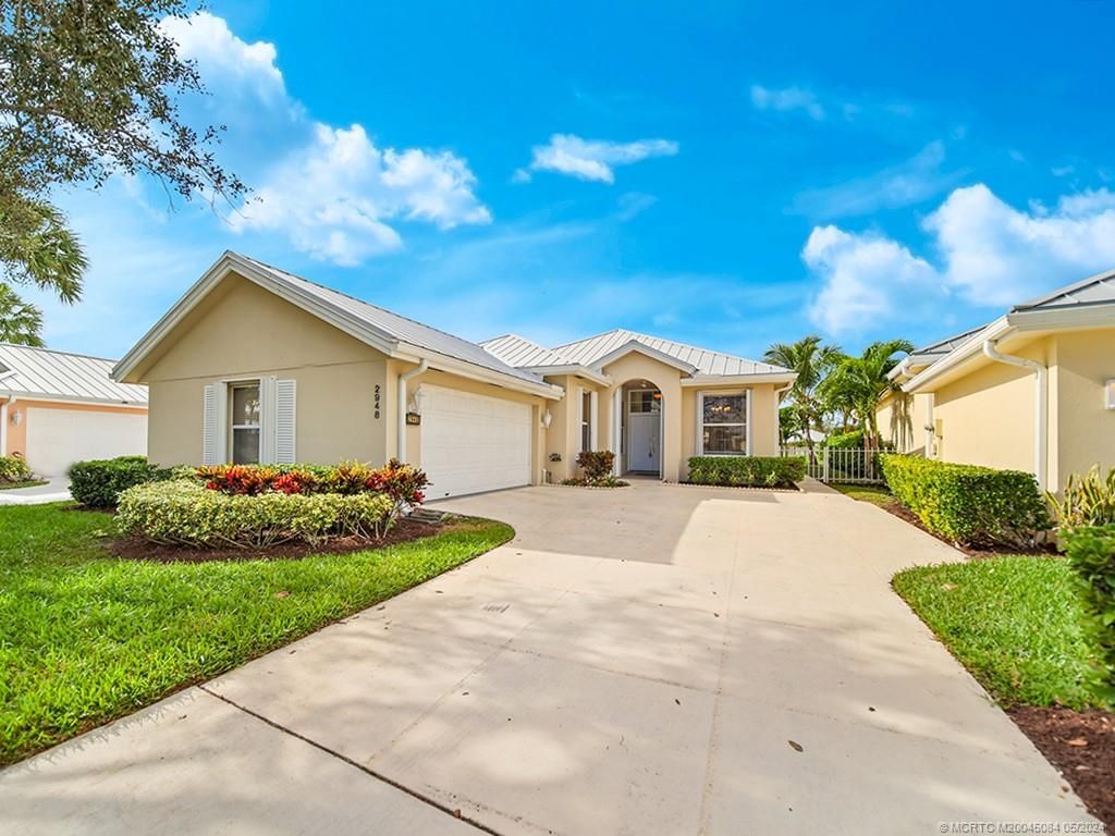 Photo of 2948 SW Brighton Way, Palm City, FL 34990 (MLS # M20045084)