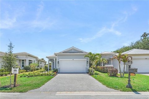 Homes For Sale - 179 SE Via Tirso<br/> Saint Lucie County, Port St. Lucie, FL 34952