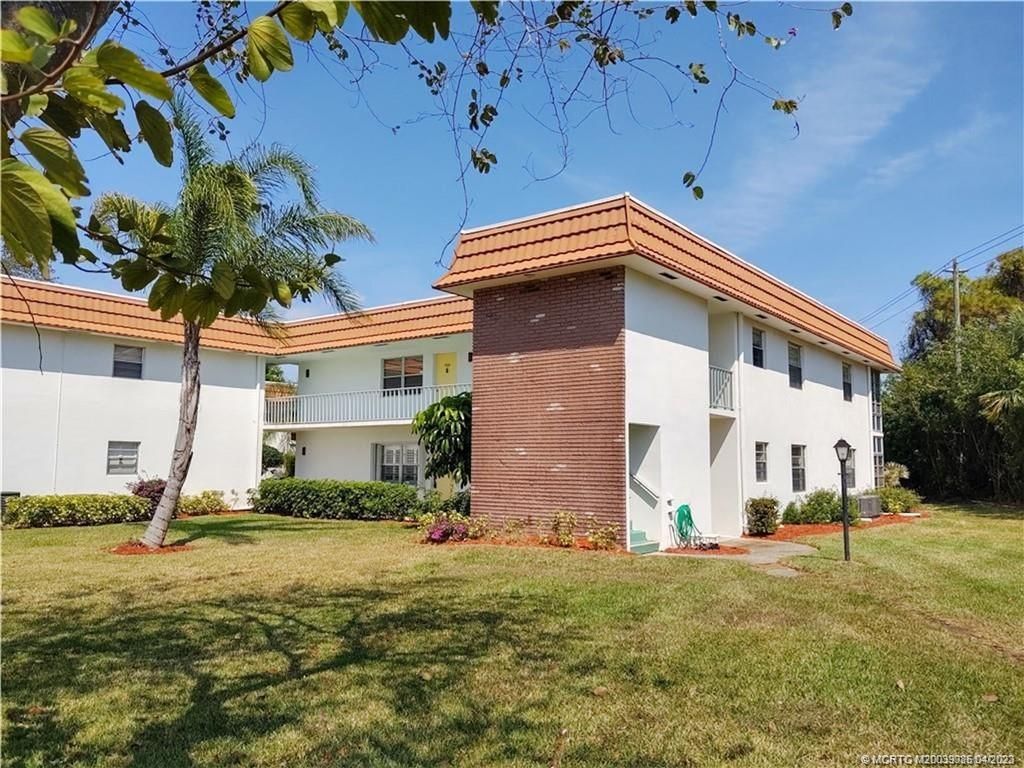 Photo of 1225 NW 21st Street #3502, Stuart, FL 34994 (MLS # M20039085)