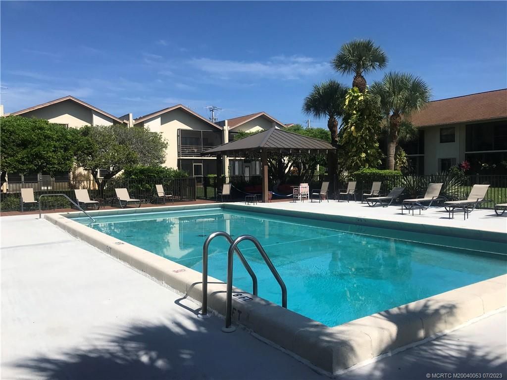 Photo of 1831 SW Palm City Road SW #C201, Stuart, FL 34994 (MLS # M20040053)
