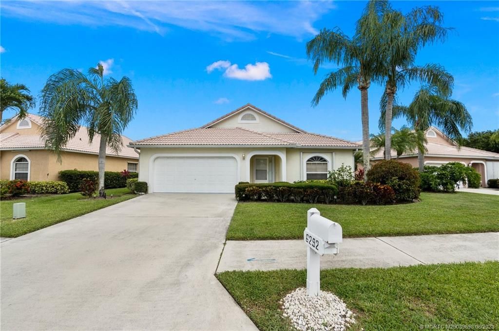 Photo of 6292 SE Windsong Lane, Stuart, FL 34997 (MLS # M20039698)